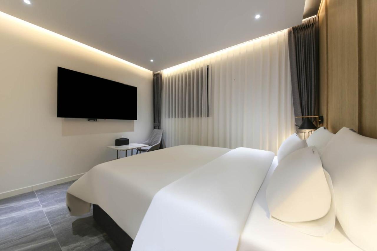 Brown Dot Hotel Pyeonghwa Plaza Mokpo Exteriör bild